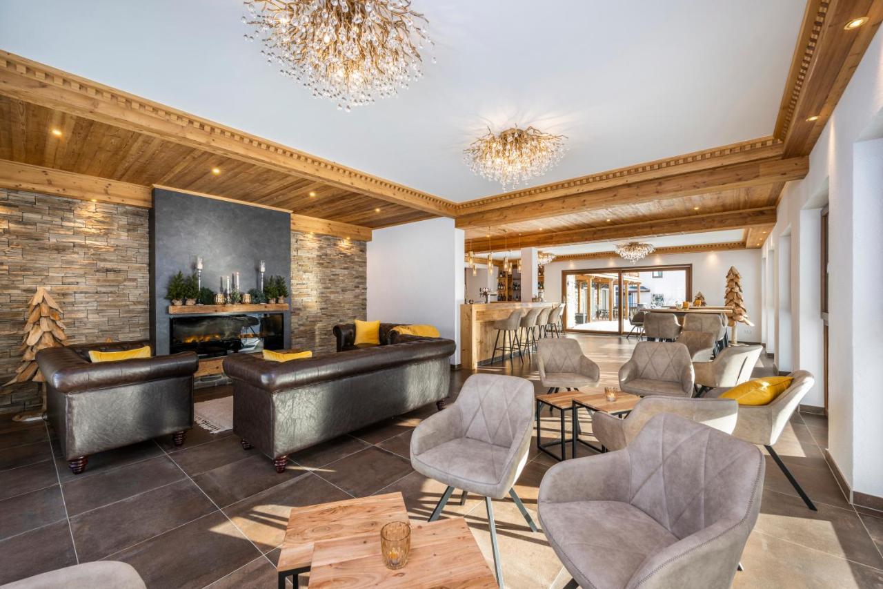 Hotel Haus Lungau Mauterndorf  Exteriör bild