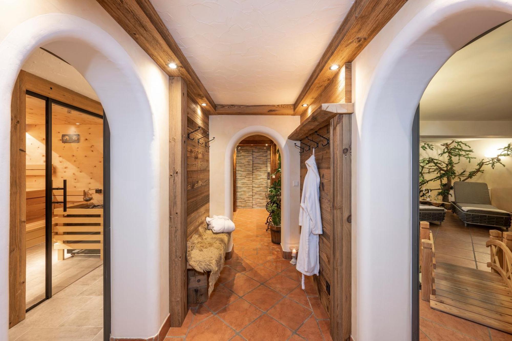Hotel Haus Lungau Mauterndorf  Exteriör bild