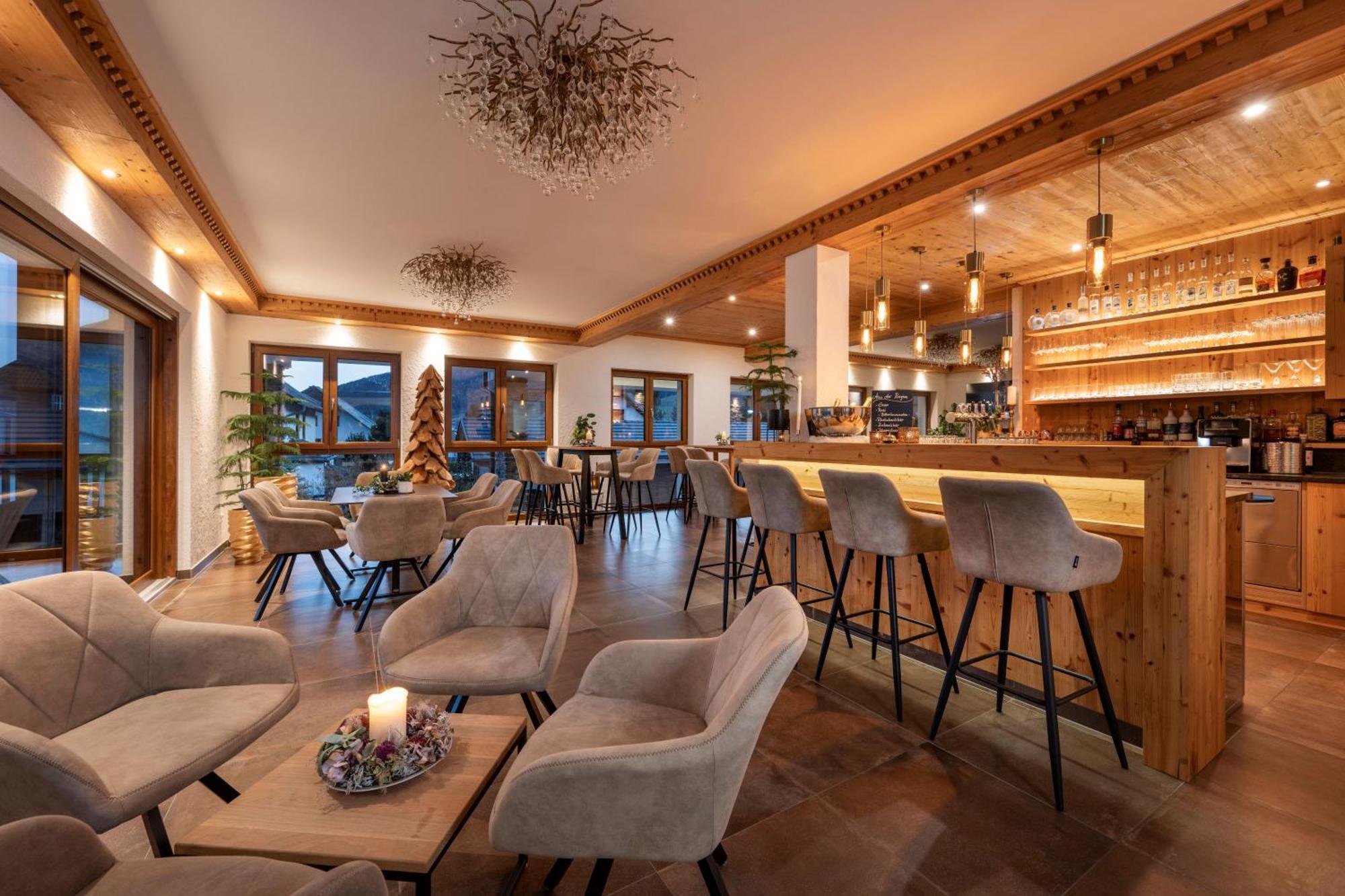 Hotel Haus Lungau Mauterndorf  Exteriör bild