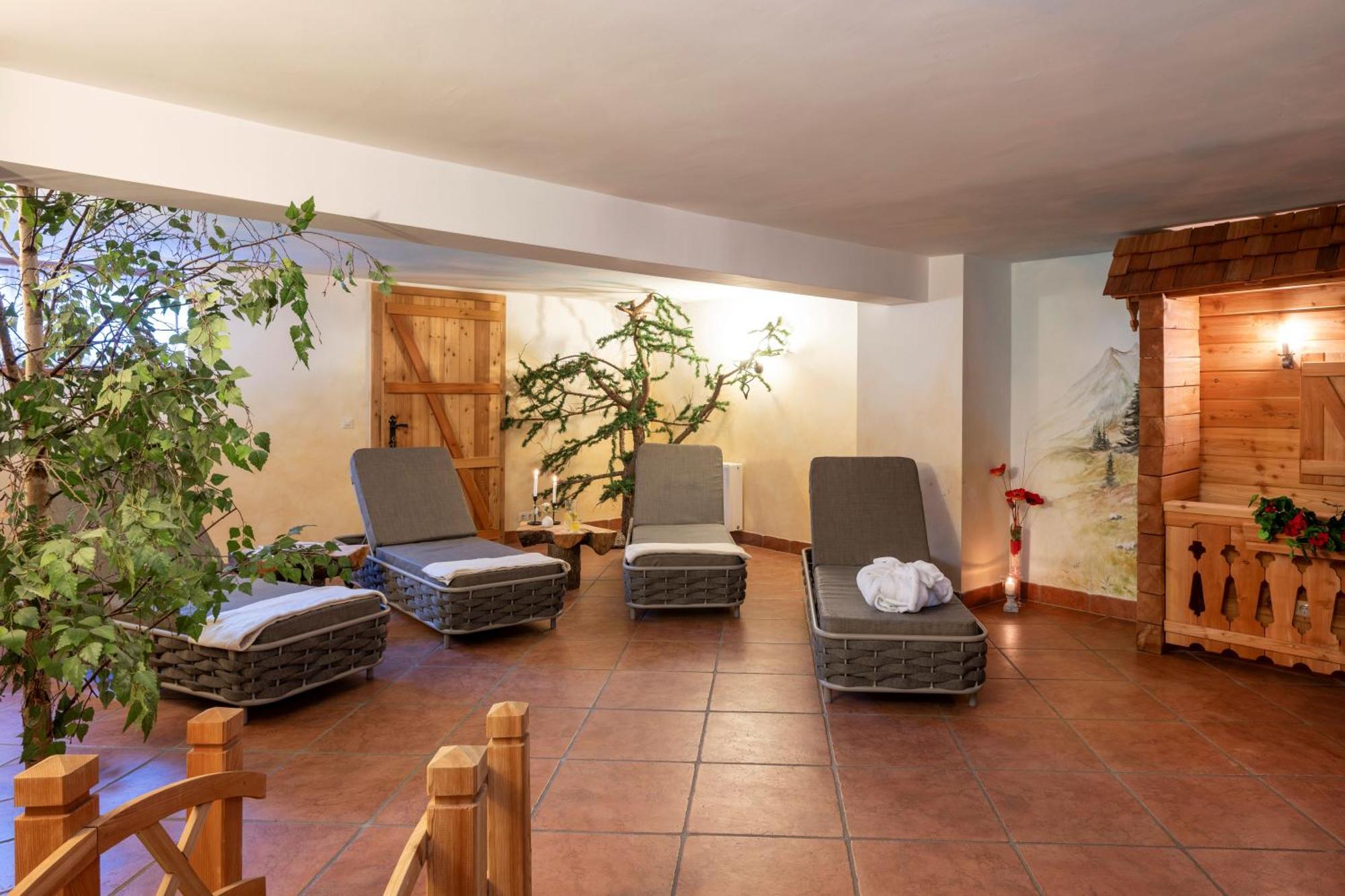 Hotel Haus Lungau Mauterndorf  Exteriör bild